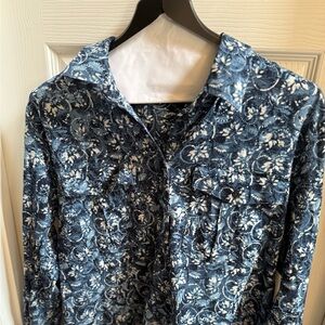 Lauren Ralph Lauren Long sleeve Button Down Womens L Blue Floral Paisley Casual